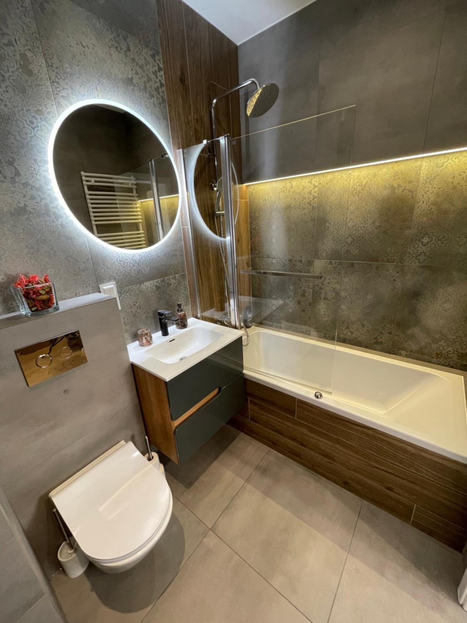 Essence Lux Apartment, Free Parking, Self Check-in 24h