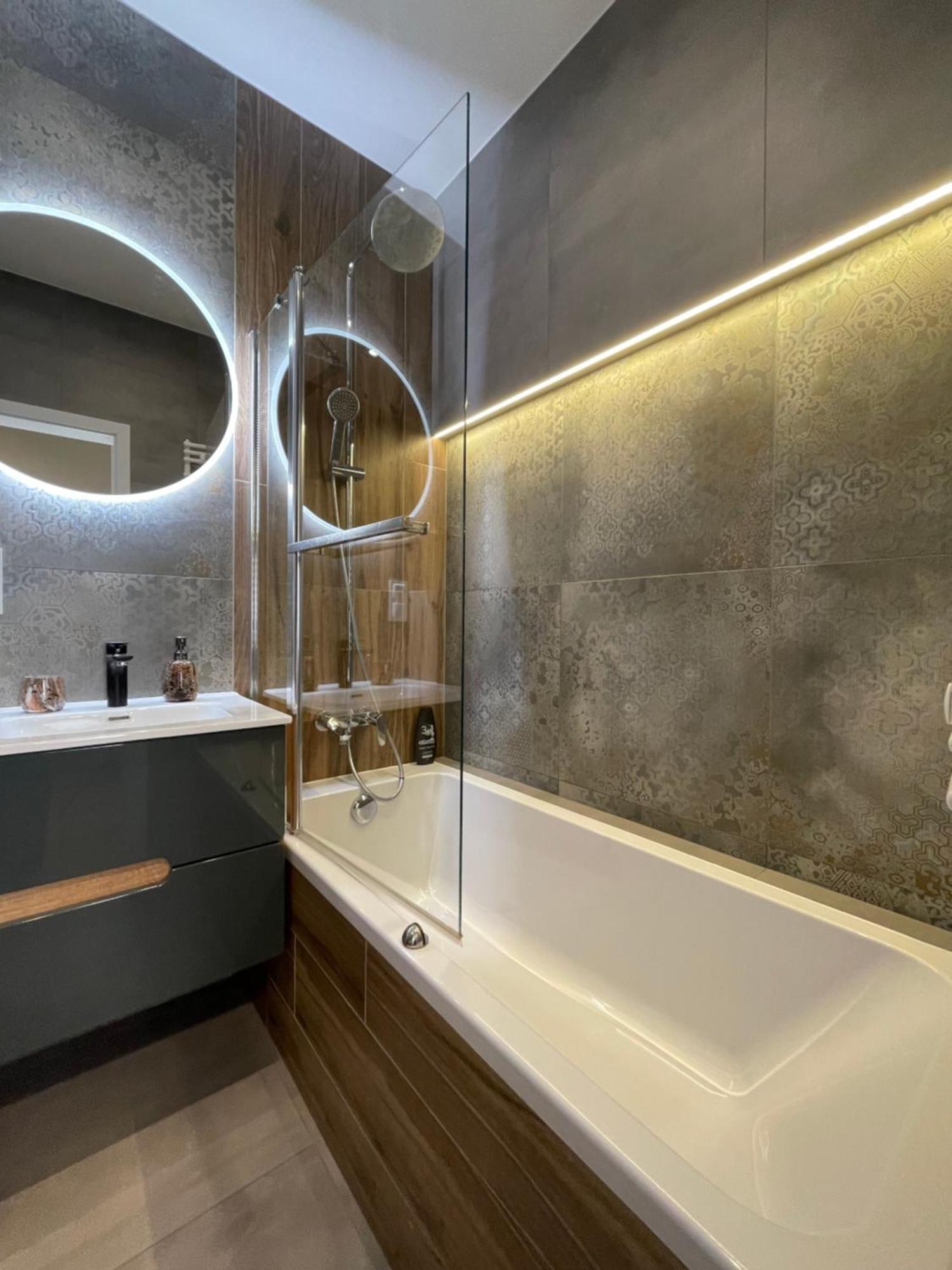 Essence Lux Apartment, Free Parking, Self Check-in 24h
