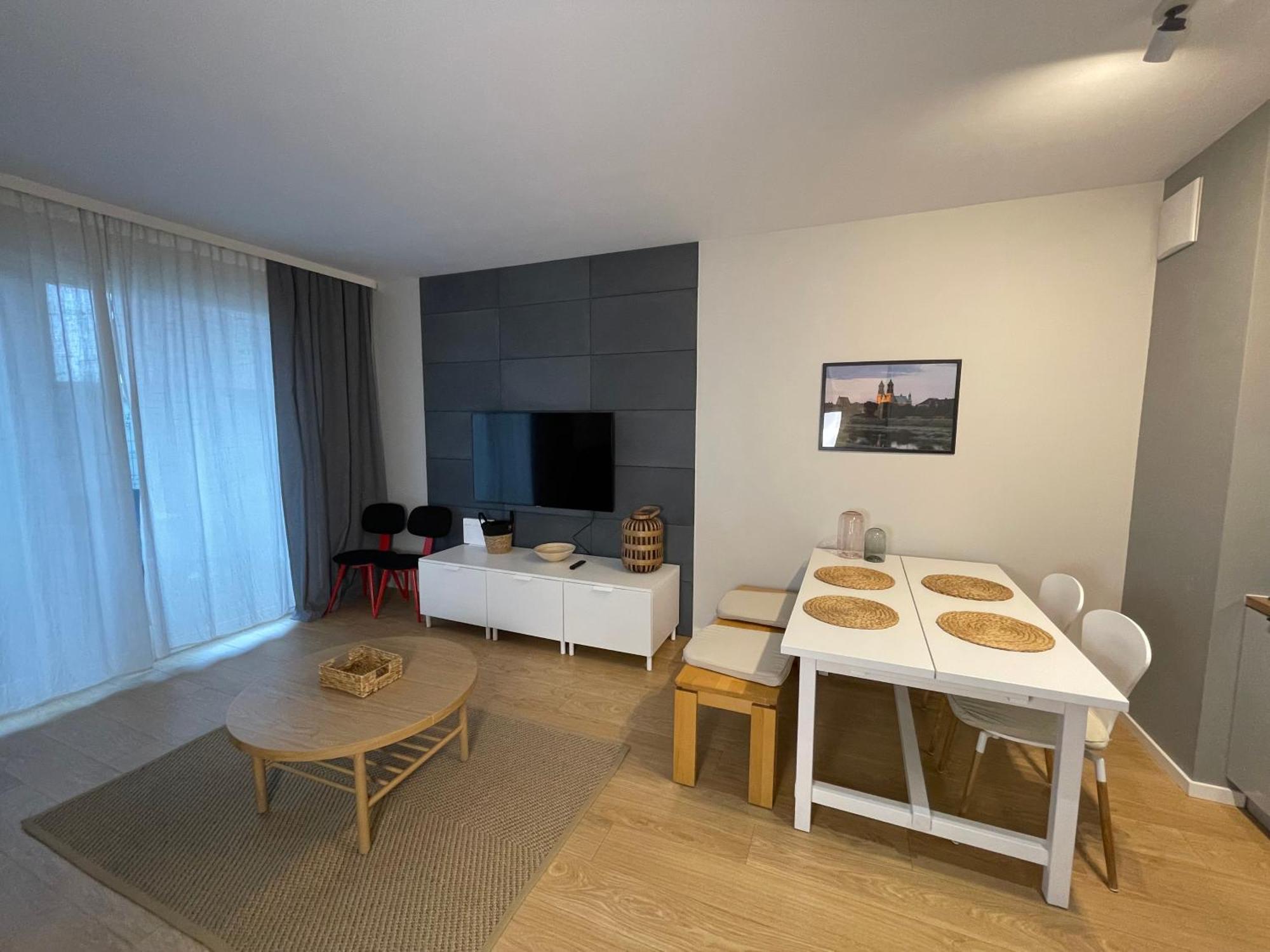 Essence Lux Apartment, Free Parking, Self Check-in 24h Poznań